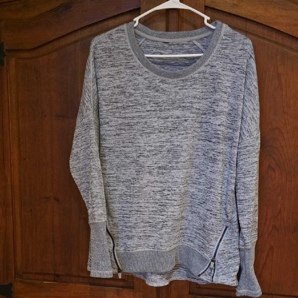 $5.00 Friday.....Cozy Heather Gray Women's Crew Neck Sweater